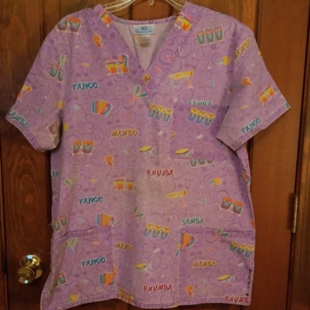 Scrub top
